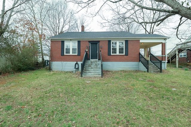 420 High St, Dickson, TN 37055