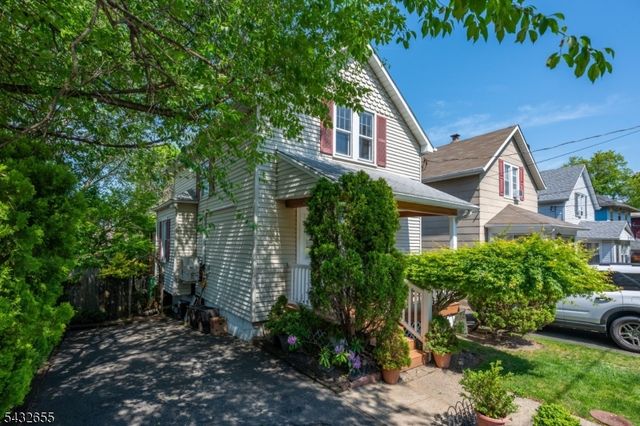 26 Cumberland Ave, Verona Twp., NJ 07044