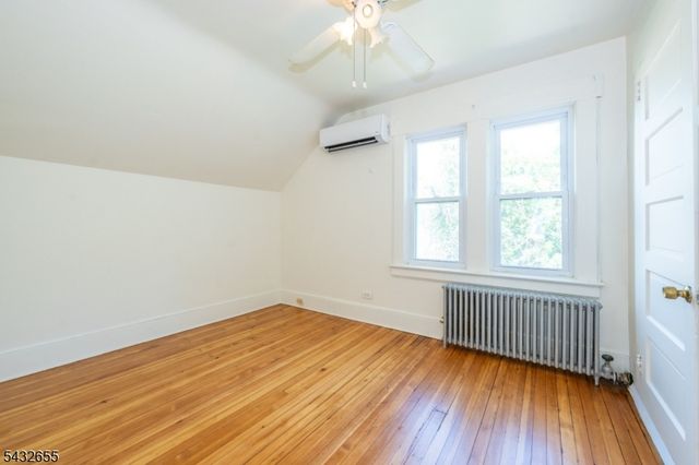 26 Cumberland Ave, Verona Twp., NJ 07044