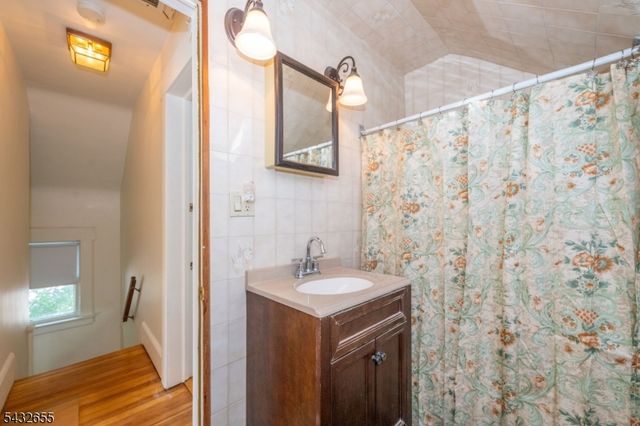 26 Cumberland Ave, Verona Twp., NJ 07044