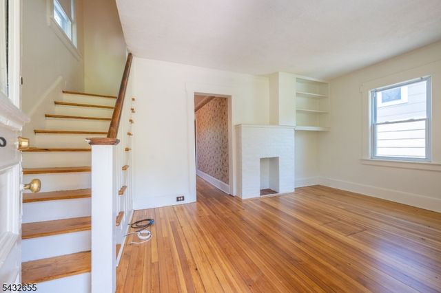 26 Cumberland Ave, Verona Twp., NJ 07044