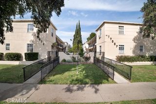 17007 Vanowen, Van Nuys (los Angeles), CA 91406