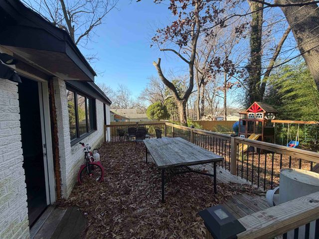 1864 DRIFTWOOD AVE, Memphis, TN 38127