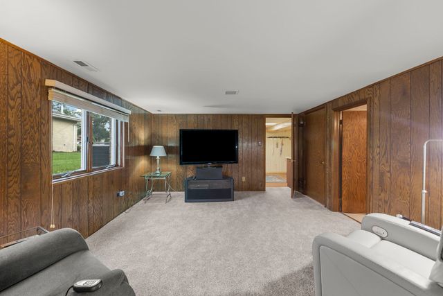 15213 Woodmar Drive, Orland Park, IL 60462