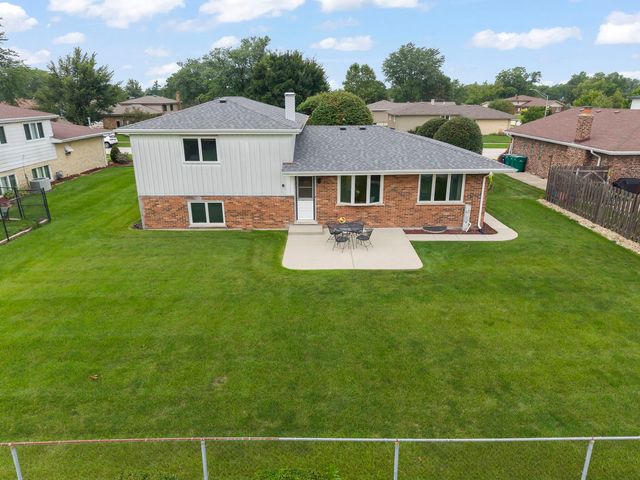 15213 Woodmar Drive, Orland Park, IL 60462