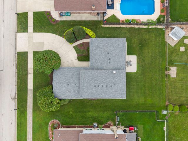 15213 Woodmar Drive, Orland Park, IL 60462