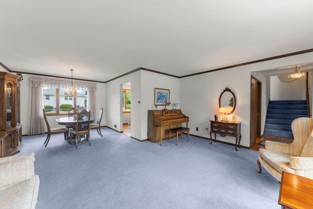 15213 Woodmar Drive, Orland Park, IL 60462