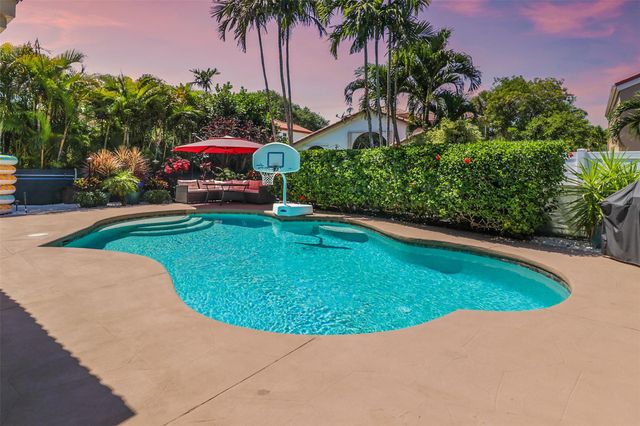5731 NW 62nd Mnr, Parkland, FL 33067