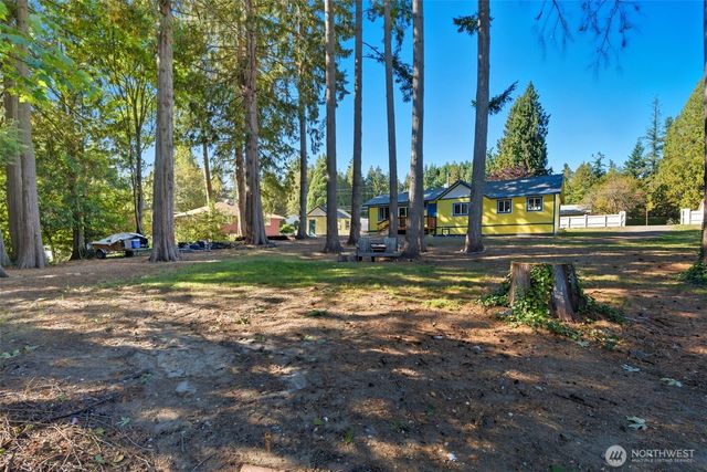 20310 NW Cedar Lane, Poulsbo, WA 98370
