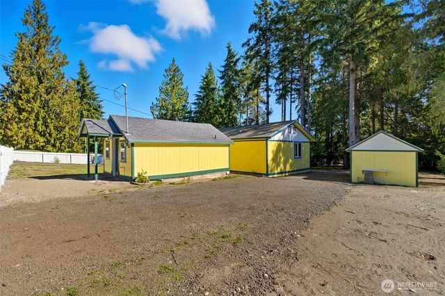 20310 NW Cedar Lane, Poulsbo, WA 98370