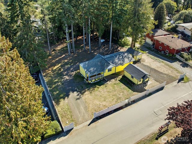 20310 NW Cedar Lane, Poulsbo, WA 98370