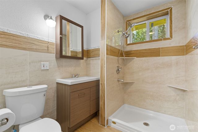 20310 NW Cedar Lane, Poulsbo, WA 98370