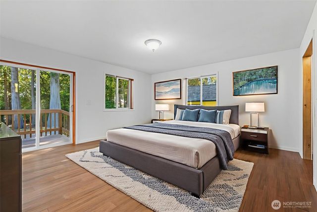 20310 NW Cedar Lane, Poulsbo, WA 98370