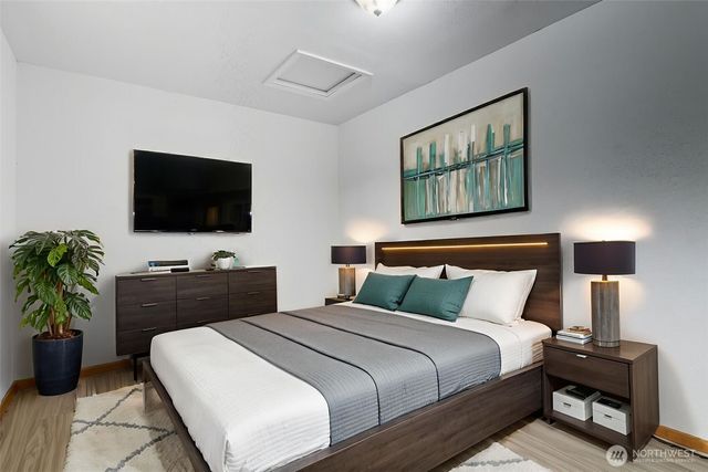 20310 NW Cedar Lane, Poulsbo, WA 98370