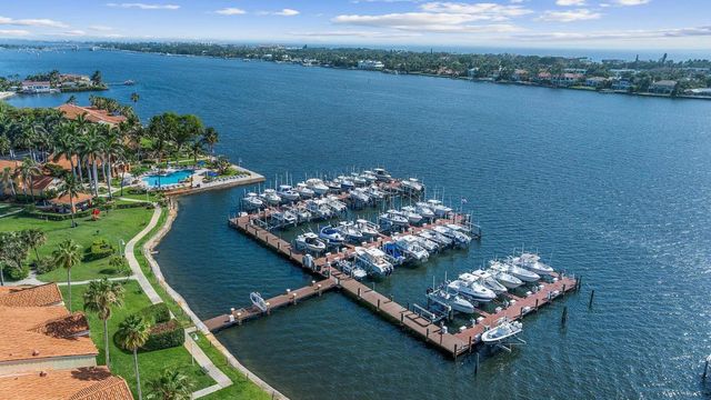 157 Yacht Club Way 306, Hypoluxo, FL 33462