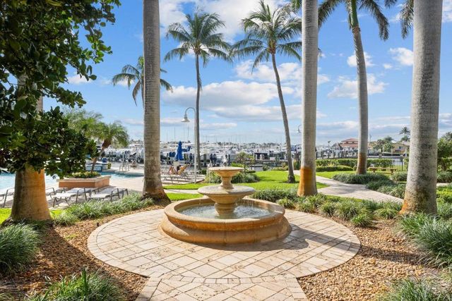 157 Yacht Club Way 306, Hypoluxo, FL 33462