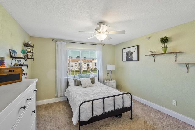 157 Yacht Club Way 306, Hypoluxo, FL 33462