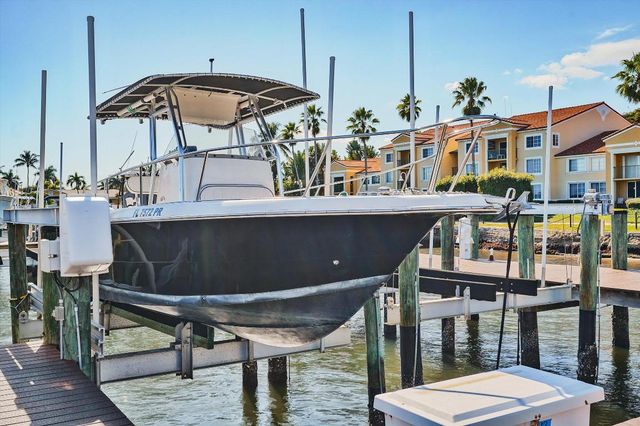 157 Yacht Club Way 306, Hypoluxo, FL 33462