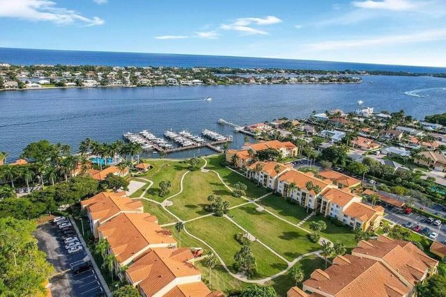 157 Yacht Club Way 306, Hypoluxo, FL 33462