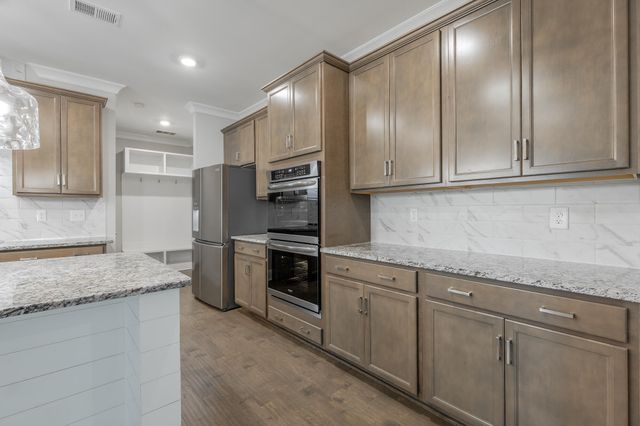 9906 Haven Port Lane, Ooltewah, TN 37363
