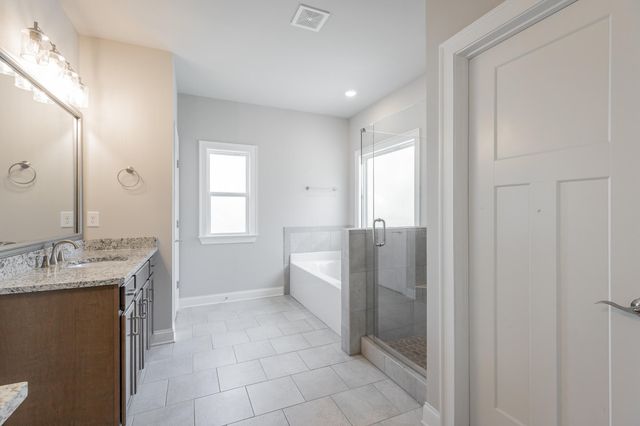 9906 Haven Port Lane, Ooltewah, TN 37363