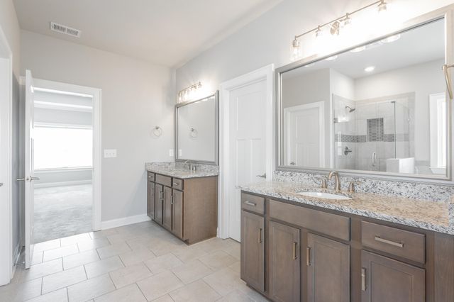 9906 Haven Port Lane, Ooltewah, TN 37363