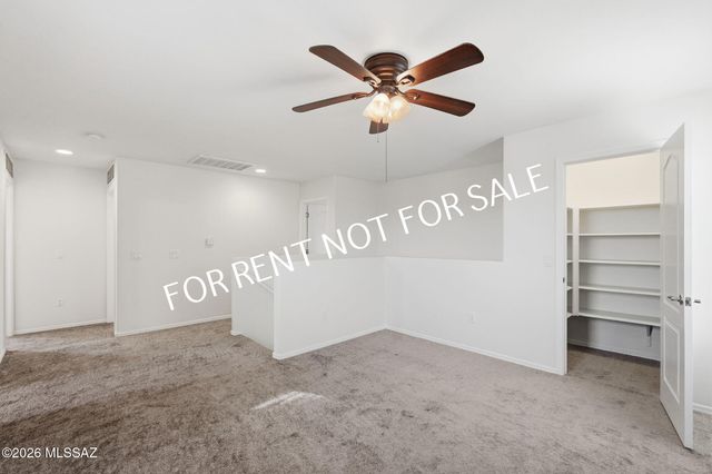 9535 S Crowley Brothers Drive, Tucson, AZ 85747