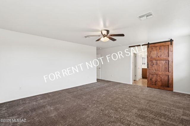 9535 S Crowley Brothers Drive, Tucson, AZ 85747