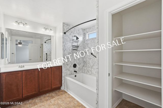 9535 S Crowley Brothers Drive, Tucson, AZ 85747