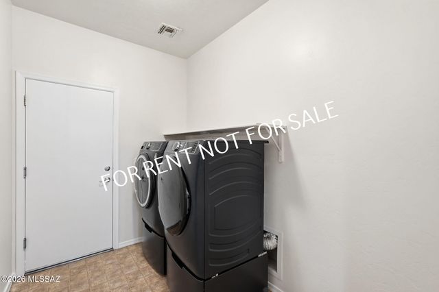 9535 S Crowley Brothers Drive, Tucson, AZ 85747