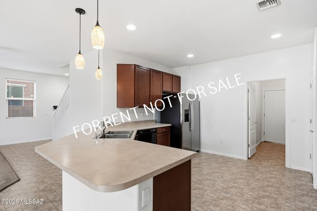 9535 S Crowley Brothers Drive, Tucson, AZ 85747