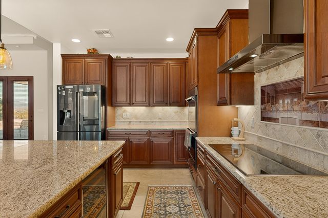 39 Nature Pointe Drive, Tijeras, NM 87059