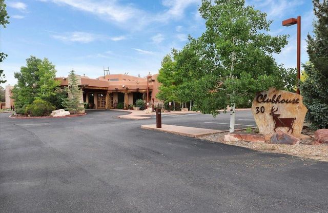 39 Nature Pointe Drive, Tijeras, NM 87059