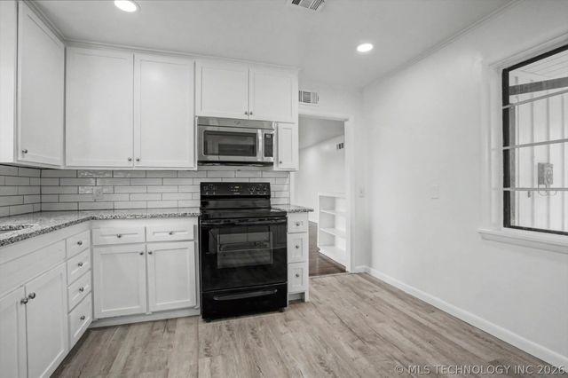 5943 E 25th Street, Tulsa, OK 74114