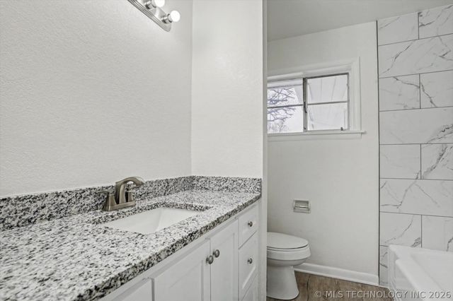 5943 E 25th Street, Tulsa, OK 74114