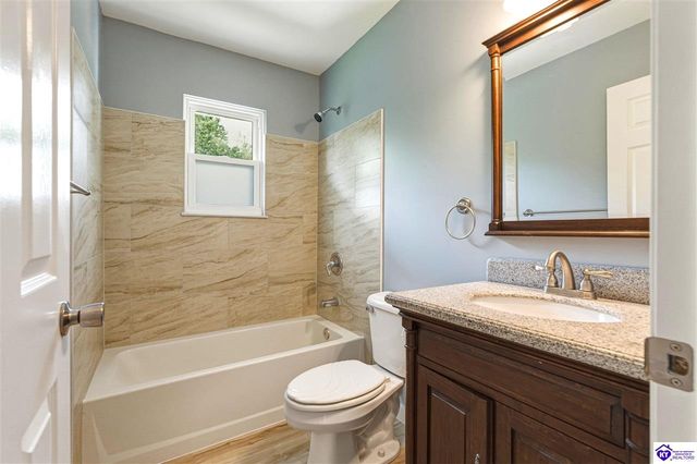 531 Rose Creek Drive, Radcliff, KY 40160