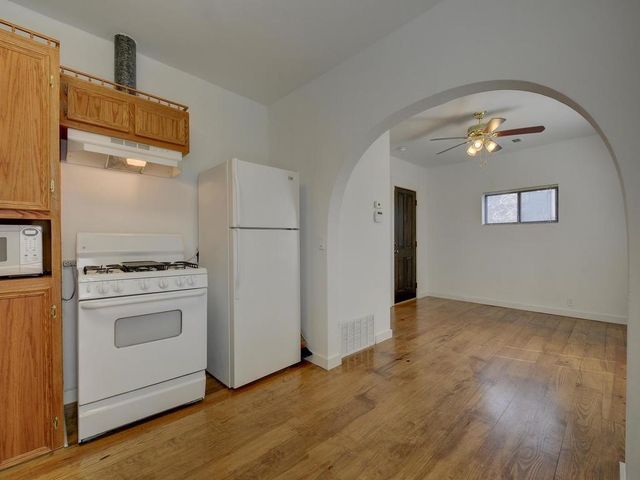 2106 Holly ST B, Austin, TX 78702