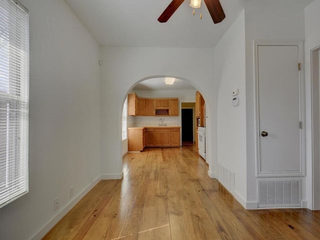 2106 Holly ST B, Austin, TX 78702