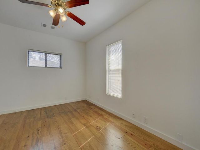 2106 Holly ST B, Austin, TX 78702