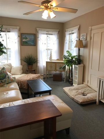 44 Constitution Street 2, Bristol, RI 02809