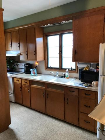 44 Constitution Street 2, Bristol, RI 02809
