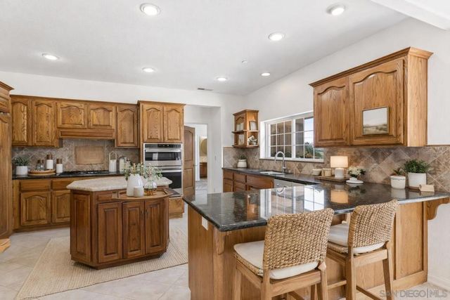 4417 Fallsbrae Road, Fallbrook, CA 92028