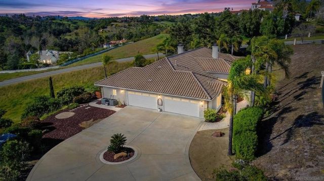 4417 Fallsbrae Road, Fallbrook, CA 92028