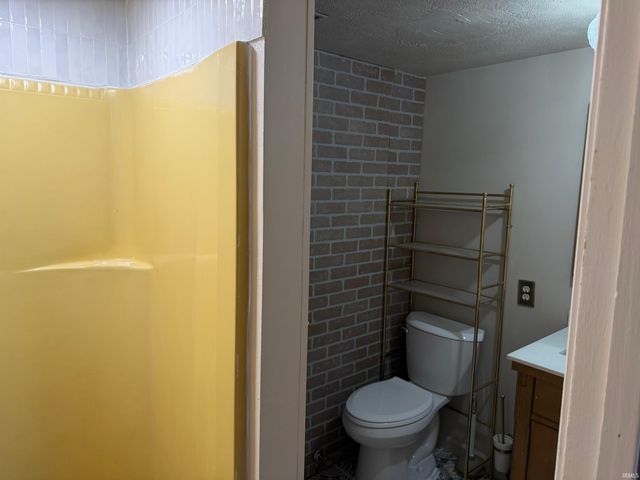 15120 Lincoln Highway, Plymouth, IN 46563