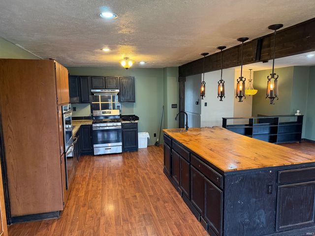 15120 Lincoln Highway, Plymouth, IN 46563