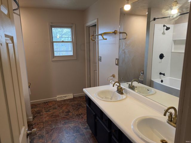 15120 Lincoln Highway, Plymouth, IN 46563