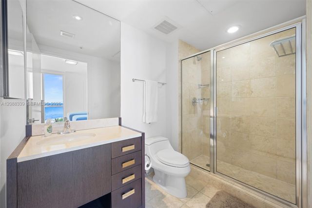 18201 Collins Avenue 1006, Sunny Isles Beach, FL 33160