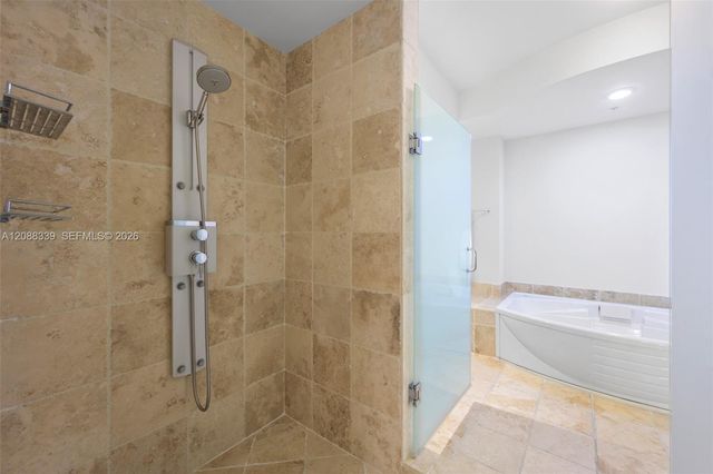18201 Collins Avenue 1006, Sunny Isles Beach, FL 33160