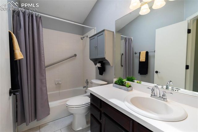 2940 Richmond Drive, Colorado Springs, CO 80922