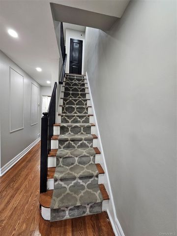 2082 Pitman Avenue, Bronx, NY 10466